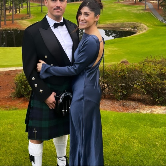 Gramercy maxi dress in navy size small - Picture 3 of 9